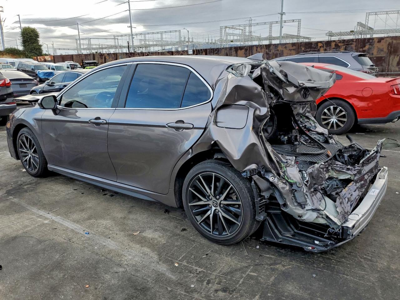 2024 Toyota Camry se Night Shade
