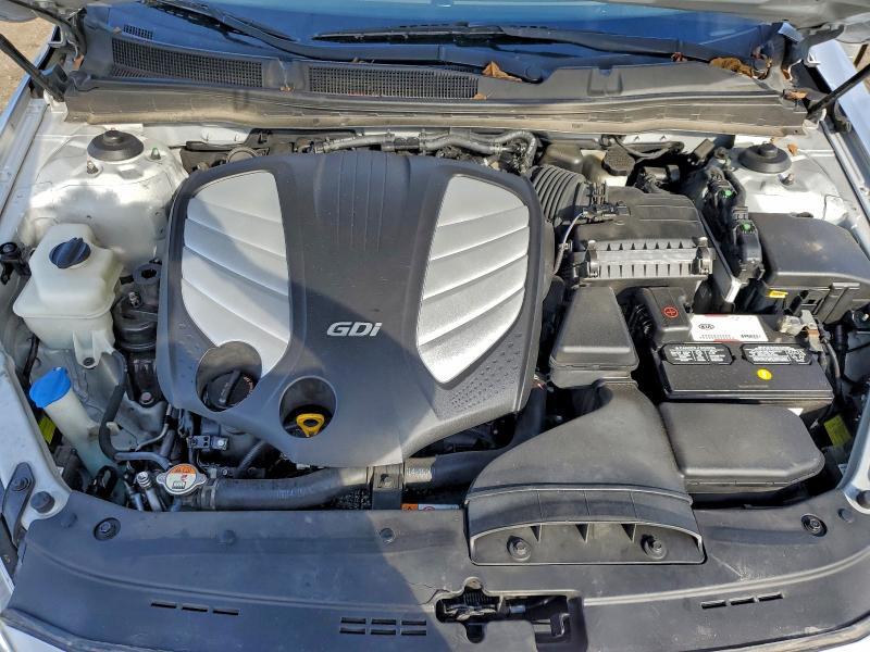2016 KIA Cadenza Luxury