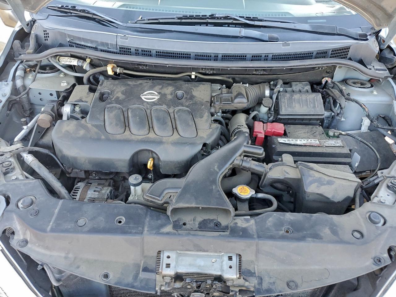 2010 Nissan Versa s