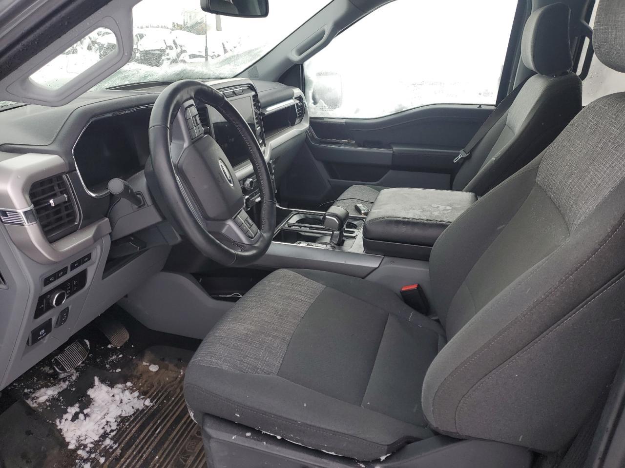 2023 Ford F150 Lightning pro