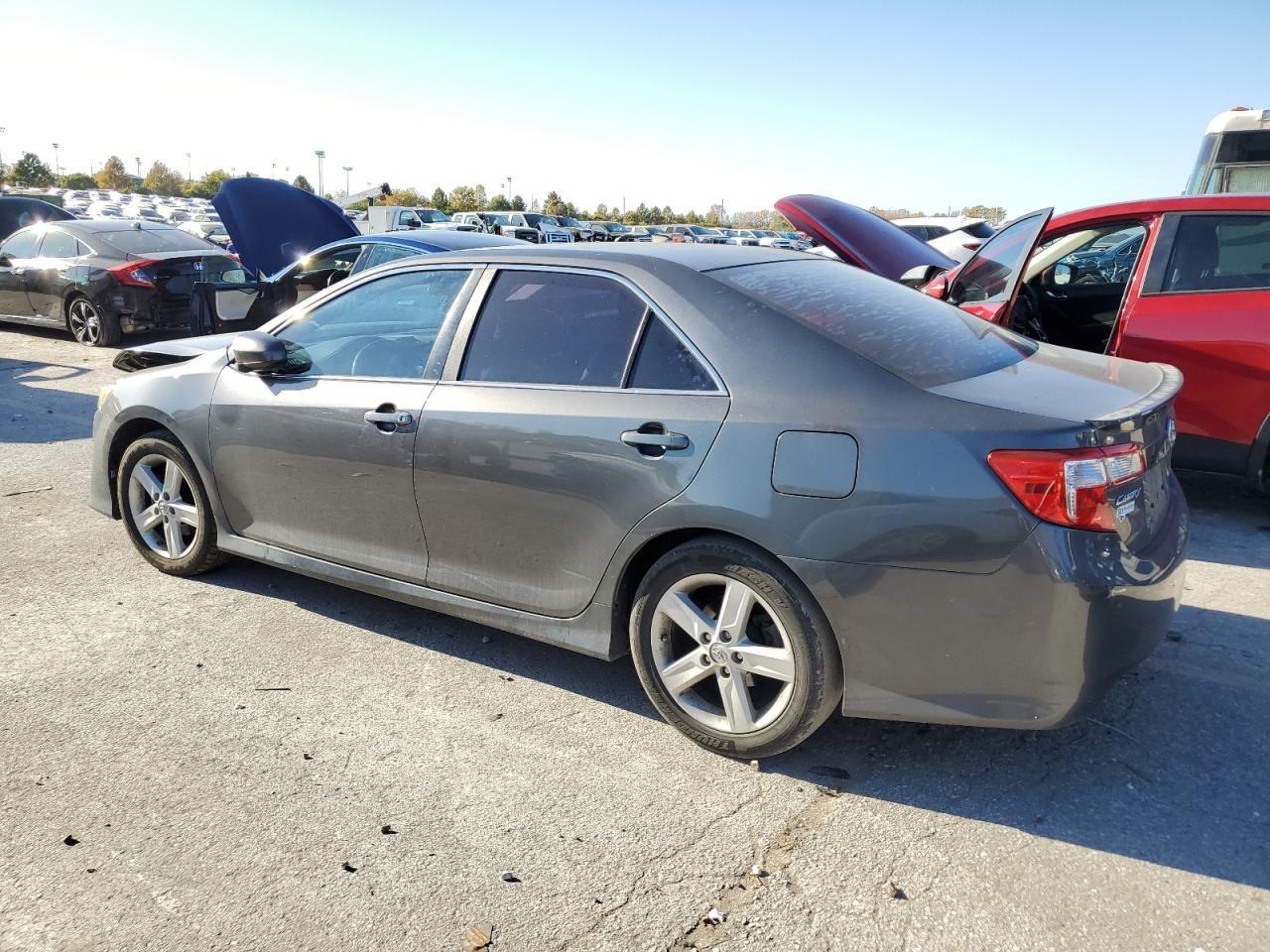 2013 Toyota Camry l