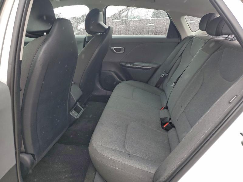 2025 KIA K4 lx