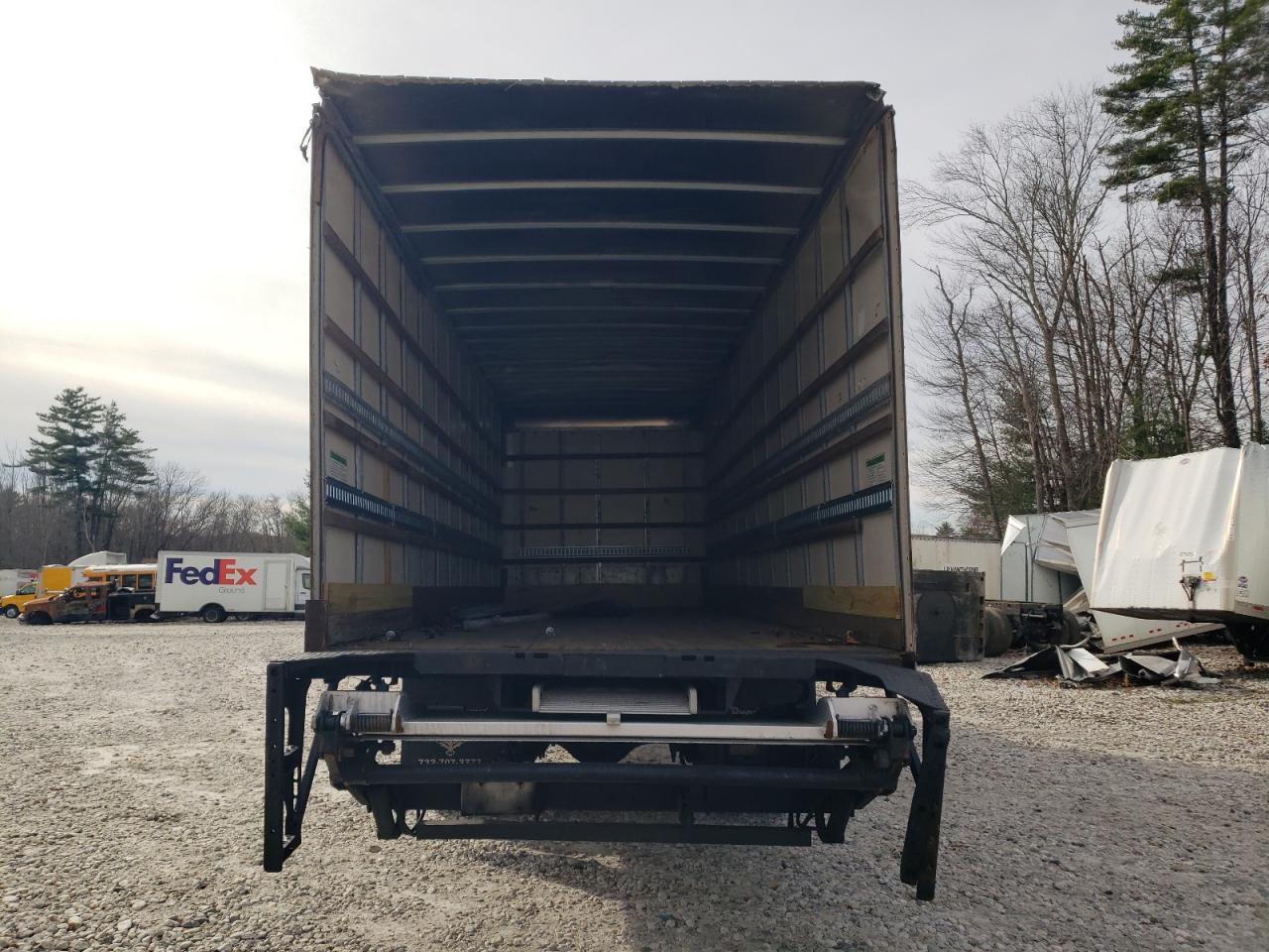 2015 International 4300 box Truck