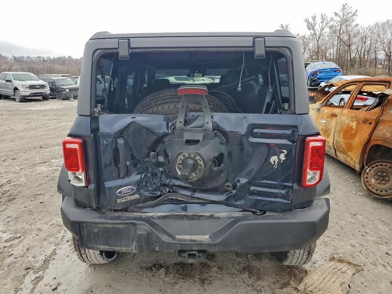 2021 Ford Bronco Base