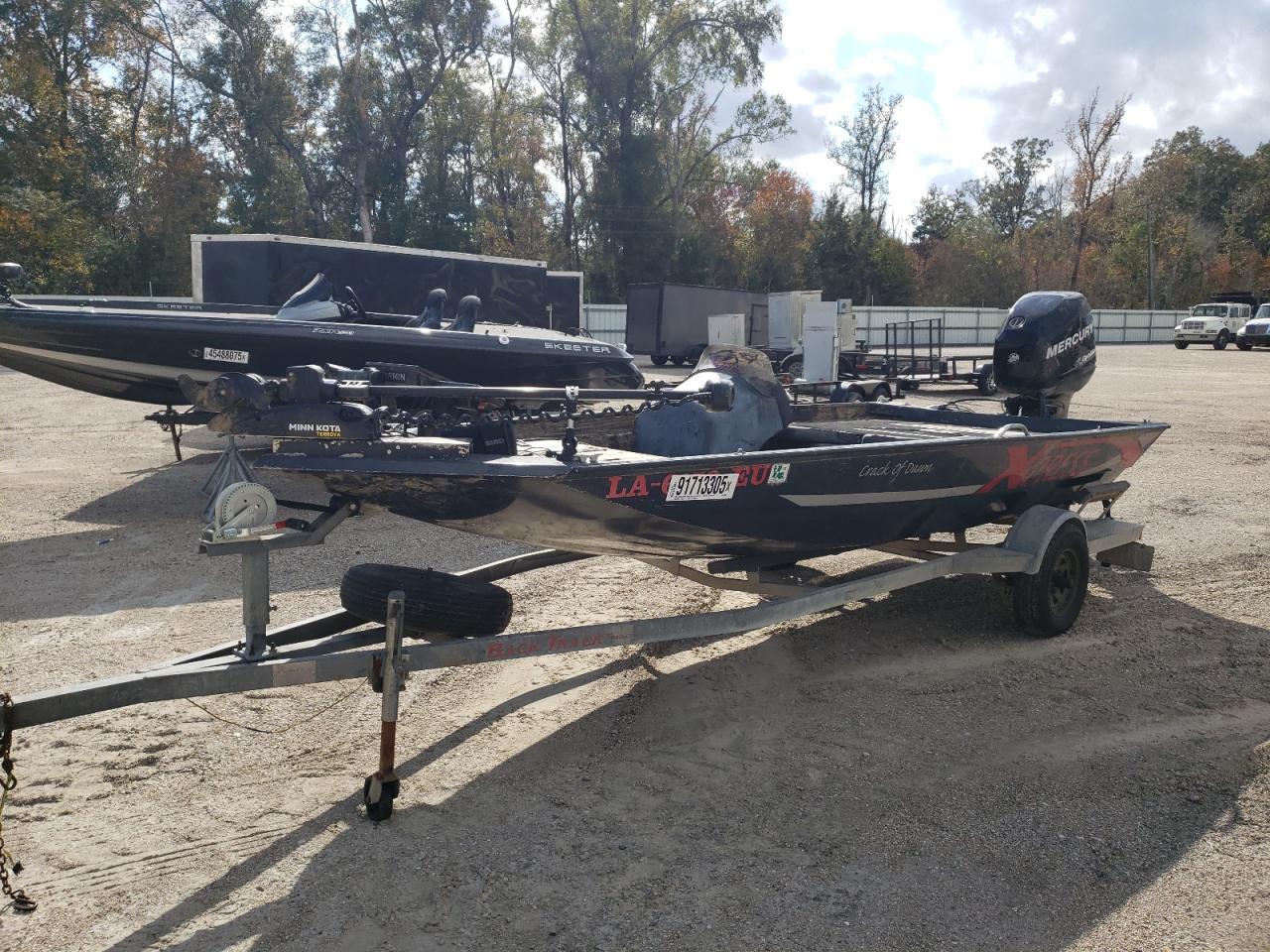 1997 Xpress Boat