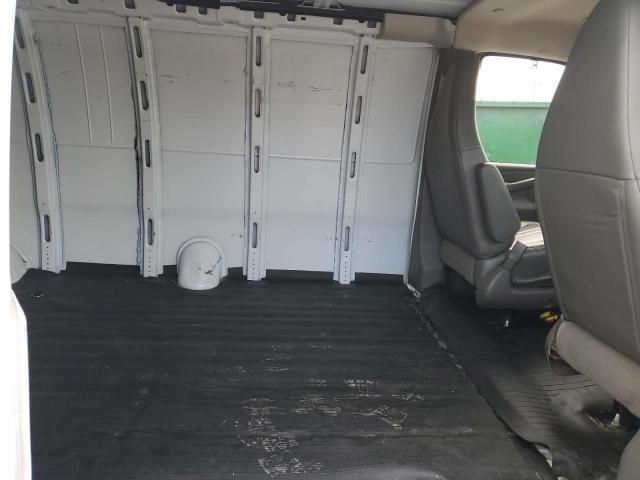 2022 Chevrolet Express G2500