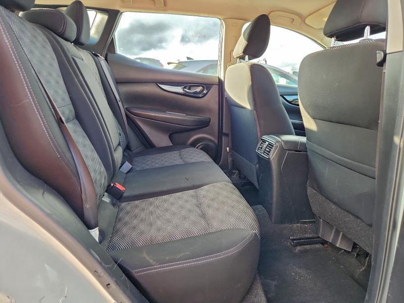 2017 Nissan Rogue Sport s
