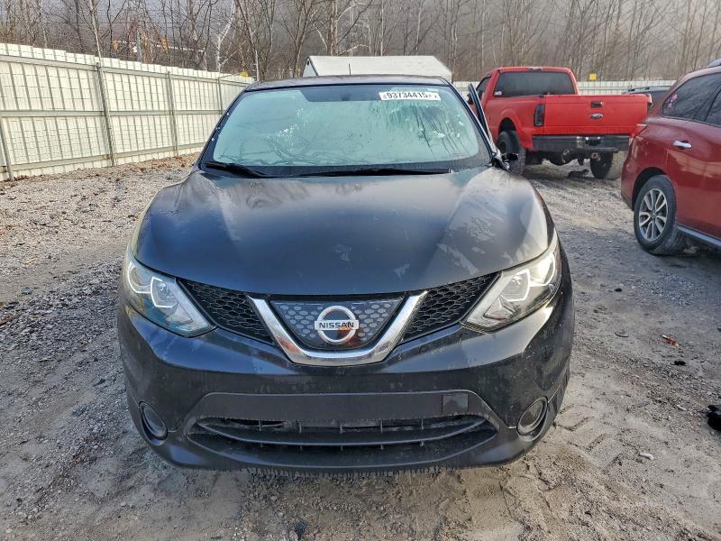 2018 Nissan Rogue Sport s
