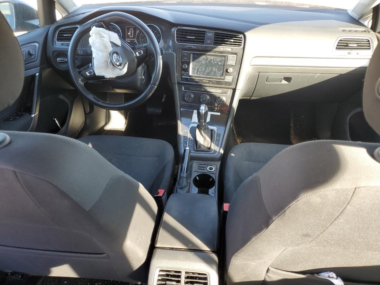 2019 Volkswagen Golf Sportwagen s