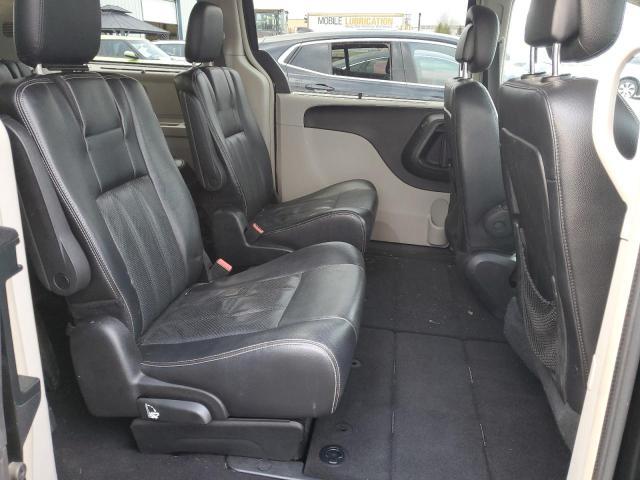 2015 Chrysler Town & Country Touring l