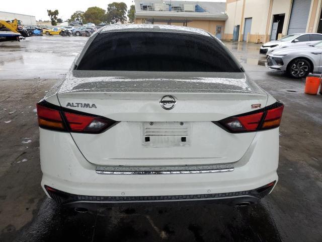2022 Nissan Altima sr