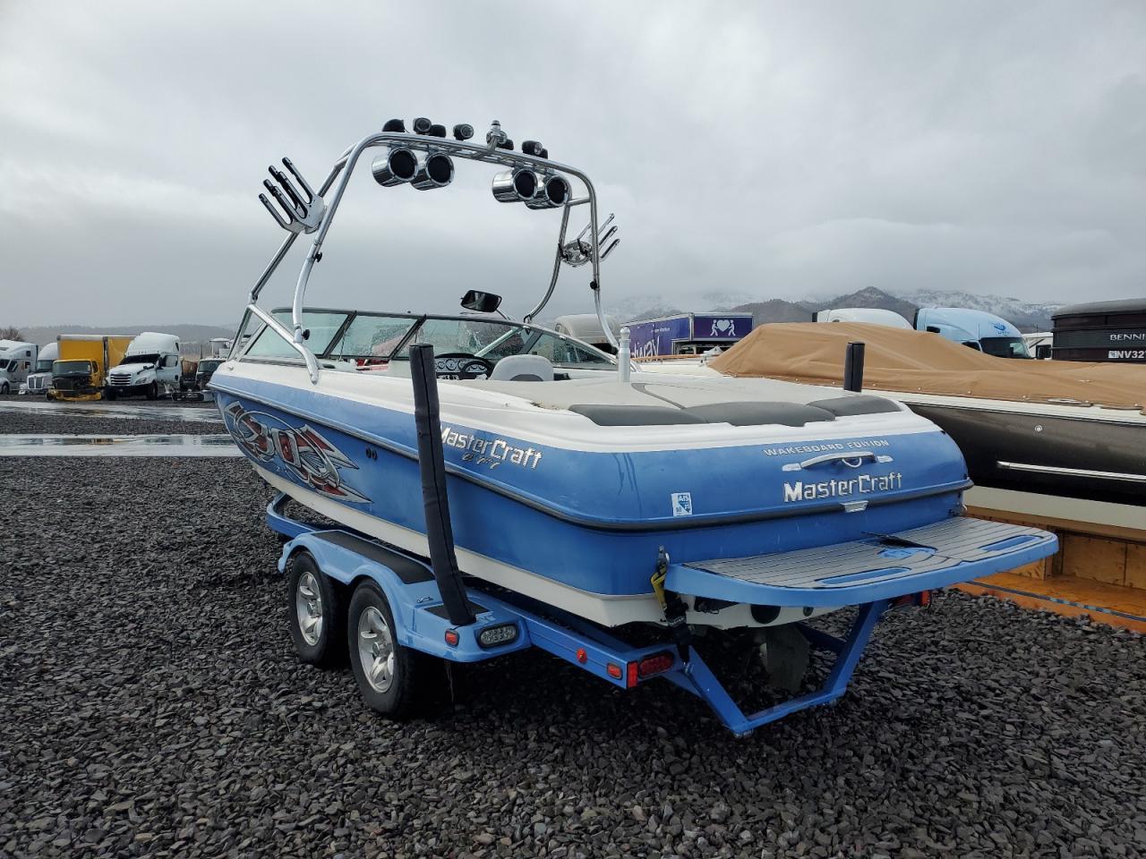 2004 Mastercraft Boat