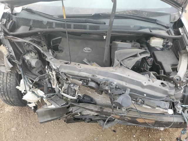 2013 Toyota Sienna xle