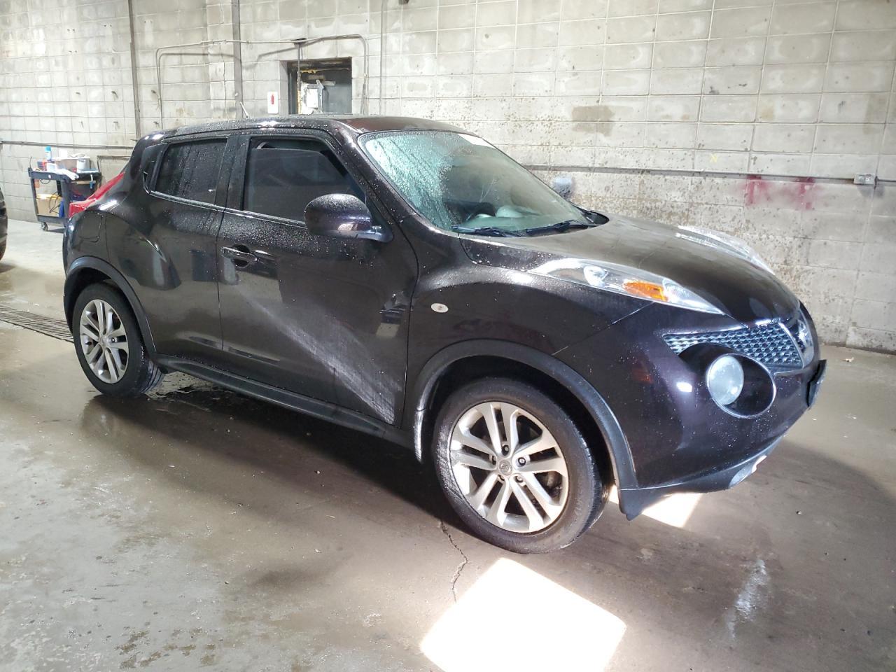 2014 Niss Juke sv