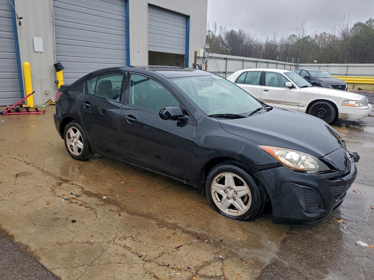 2011 Mazda 3 I