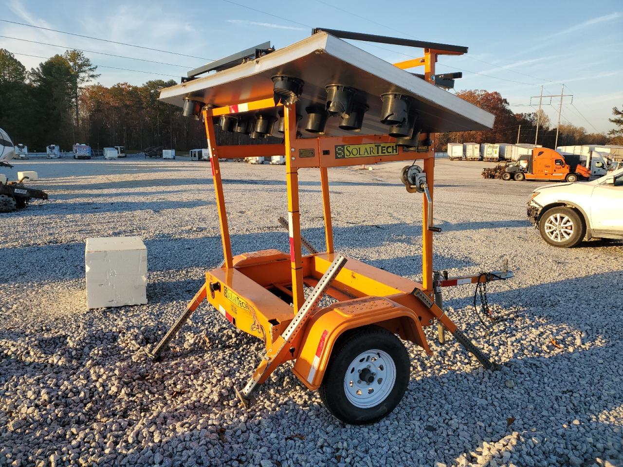2023 Solar Tech Nology Silent Sentinel Arrow Boardtrailer