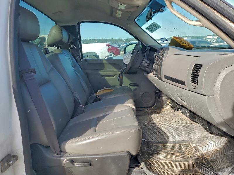 2013 Chevrolet Silverado C1500