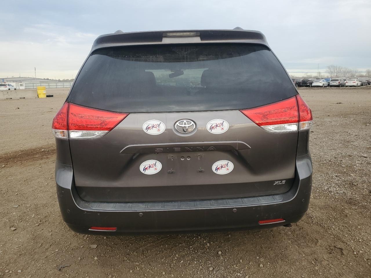 2013 Toyota Sienna xle