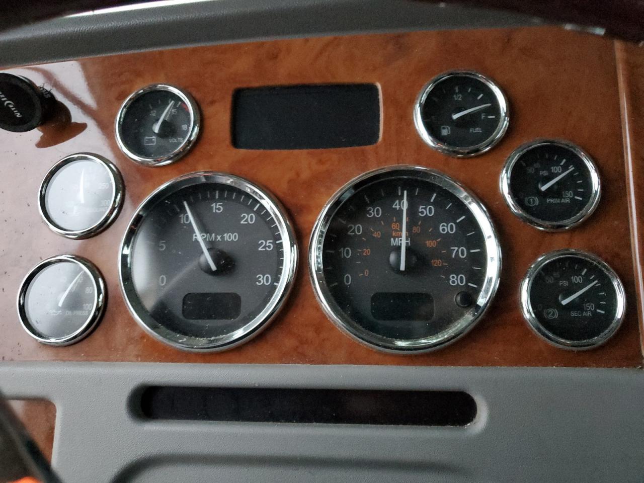 2007 Peterbilt 379 Semi Truck