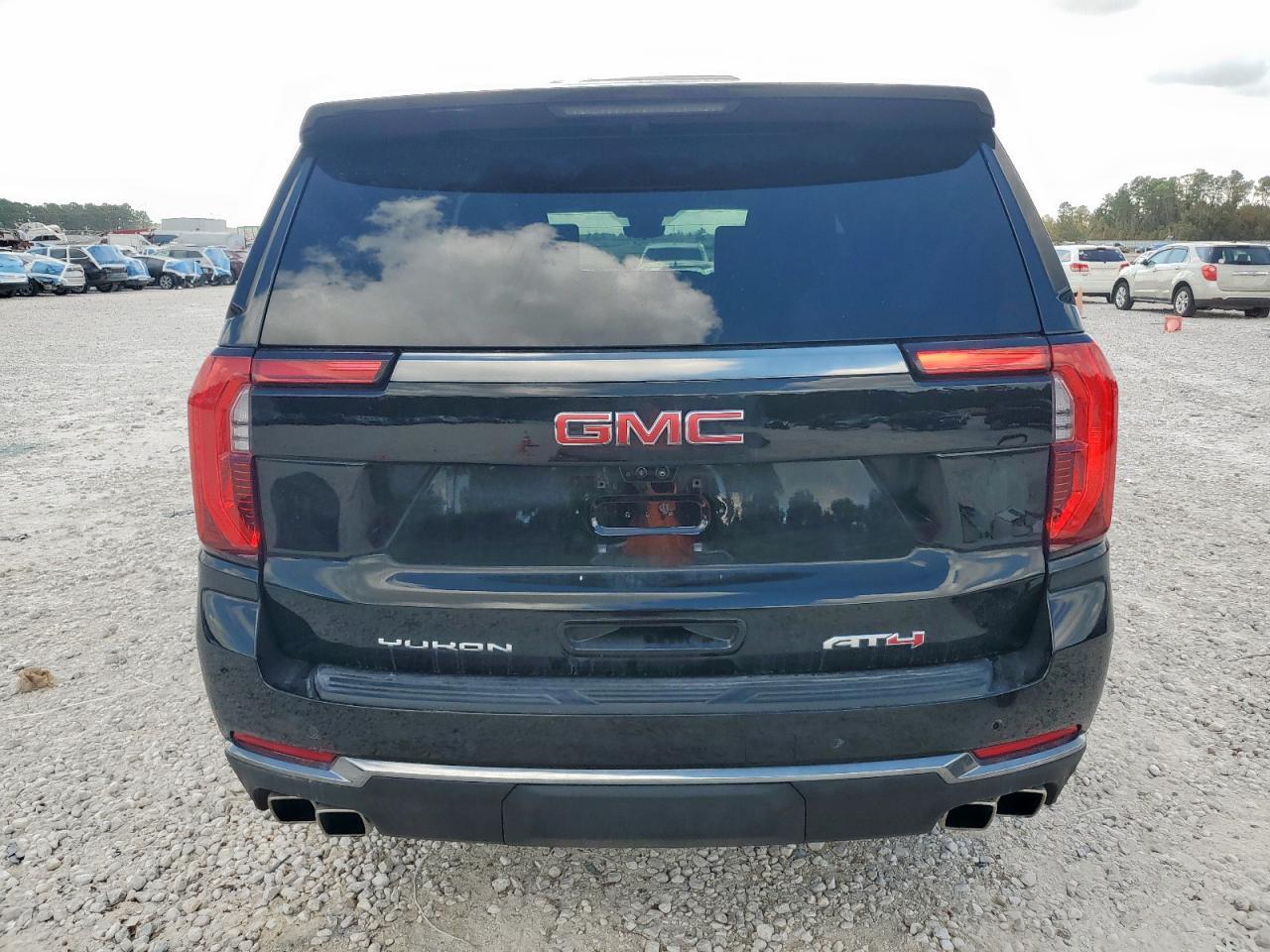 2025 GMC Yukon xl AT4