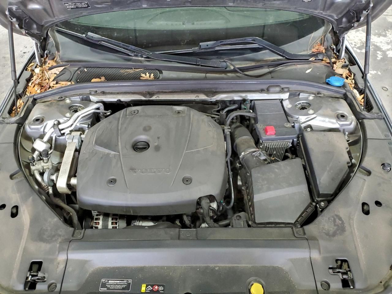 2018 Volvo S90 T5 Momentum