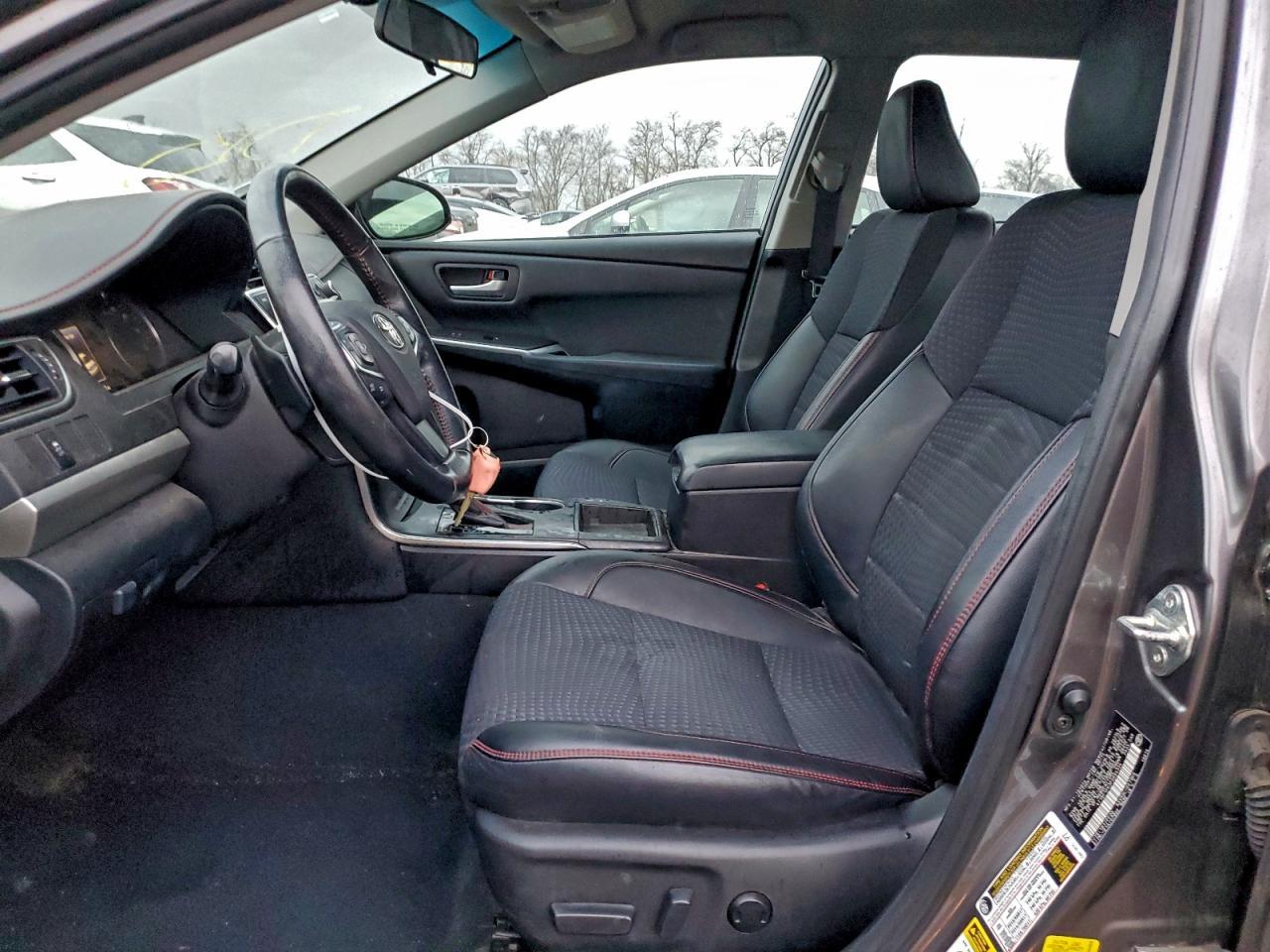 2015 Toyota Camry le