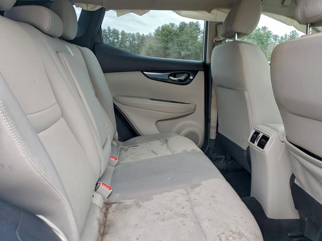 2018 Nissan Rogue Sport s