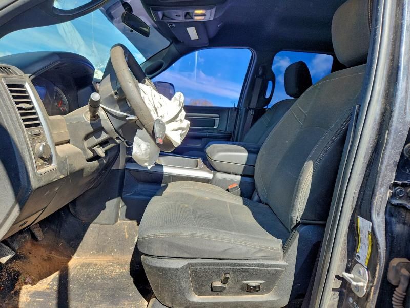 2021 Dodge Ram 1500 Classic slt