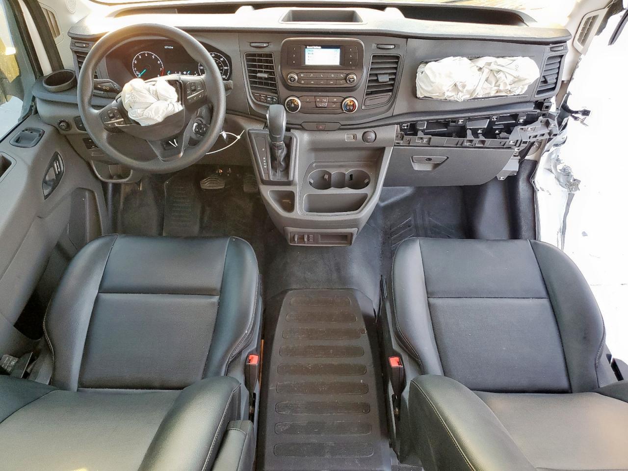 2024 Ford Transit T-250