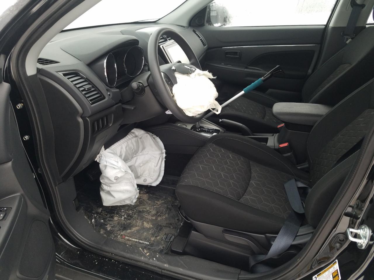 2025 Mitsubishi Rvr es