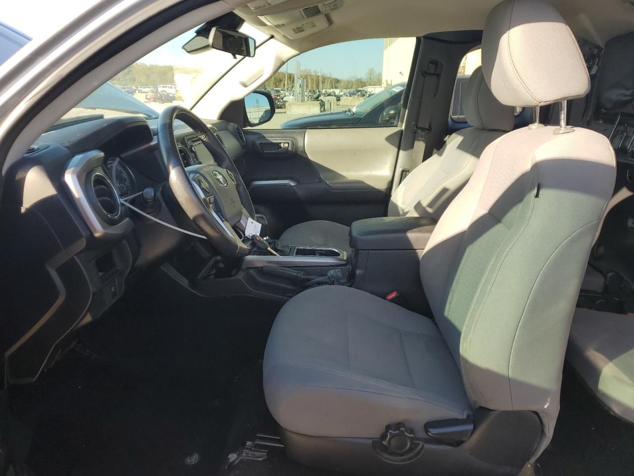 2019 Toyota Tacoma Access cab