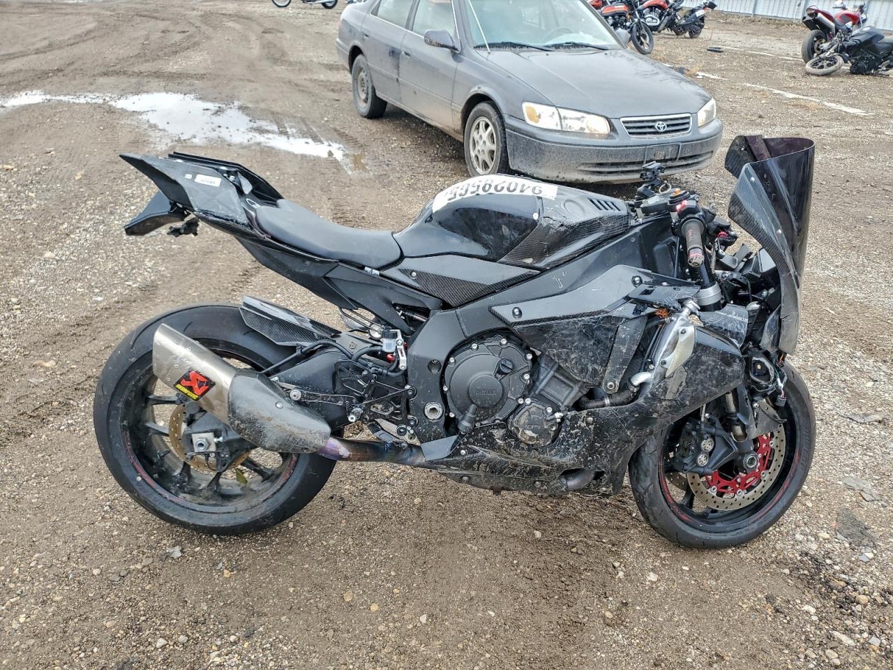 2018 Yamaha YZFR1