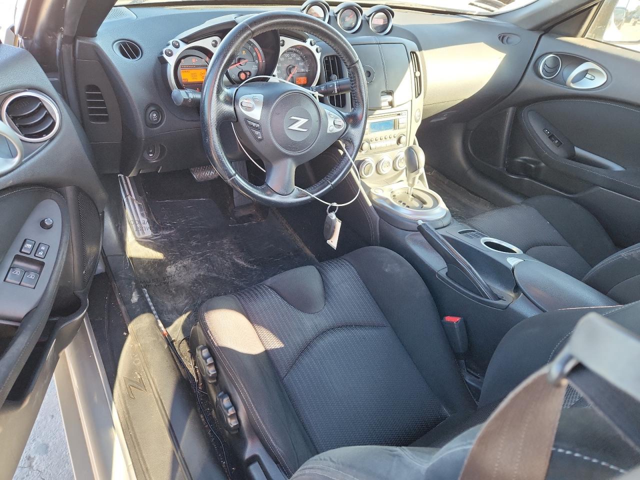 2016 Nissan 370z Base