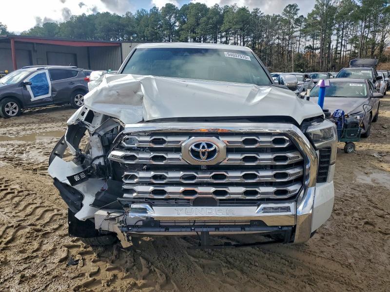 2023 Toyota Tundra Crewmax Platinum