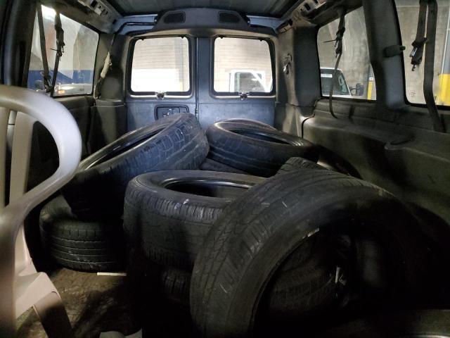 2011 Chevrolet 2011 Chev Express Passenger 35