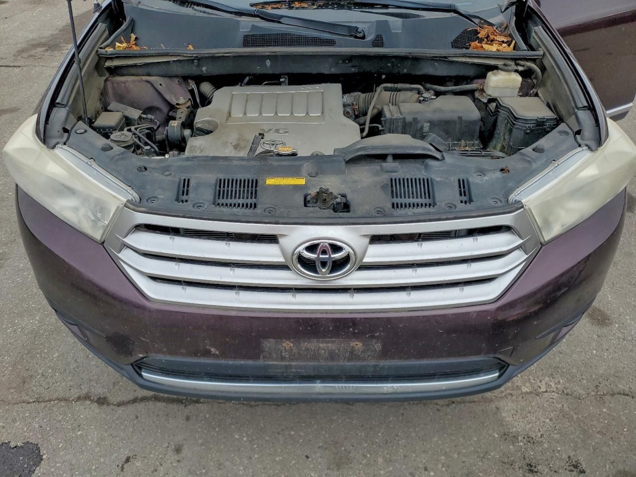 2011 Toyota Highlander Base