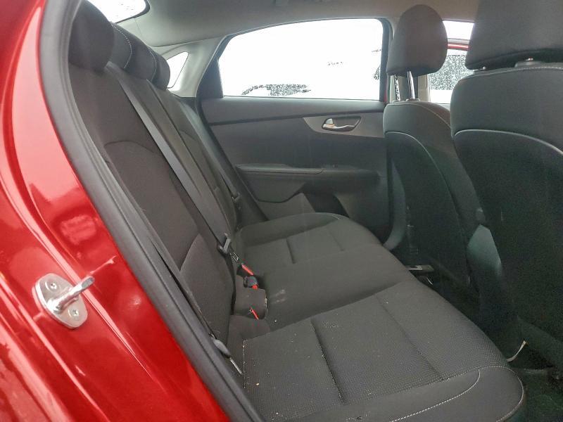 2021 KIA Forte fe