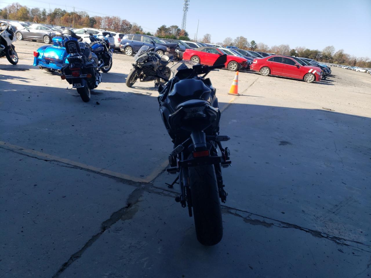 2025 Kawasaki EX650 R