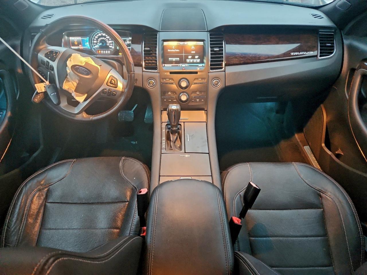 2015 Ford Taurus Limited