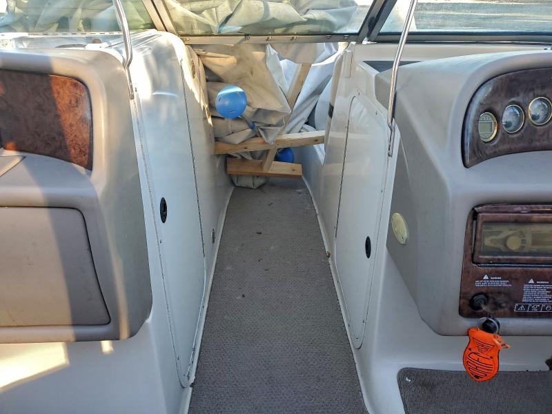 2002 Four Winds Boat