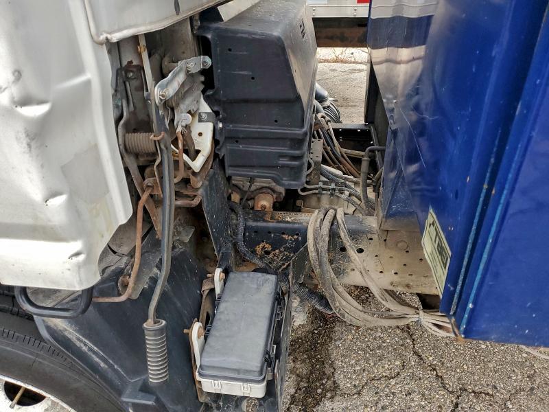 2014 Isuzu NPR HD Refuse Truck