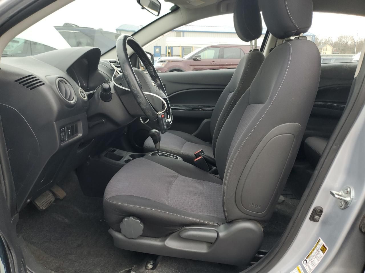 2017 Mitsubishi Mirage se