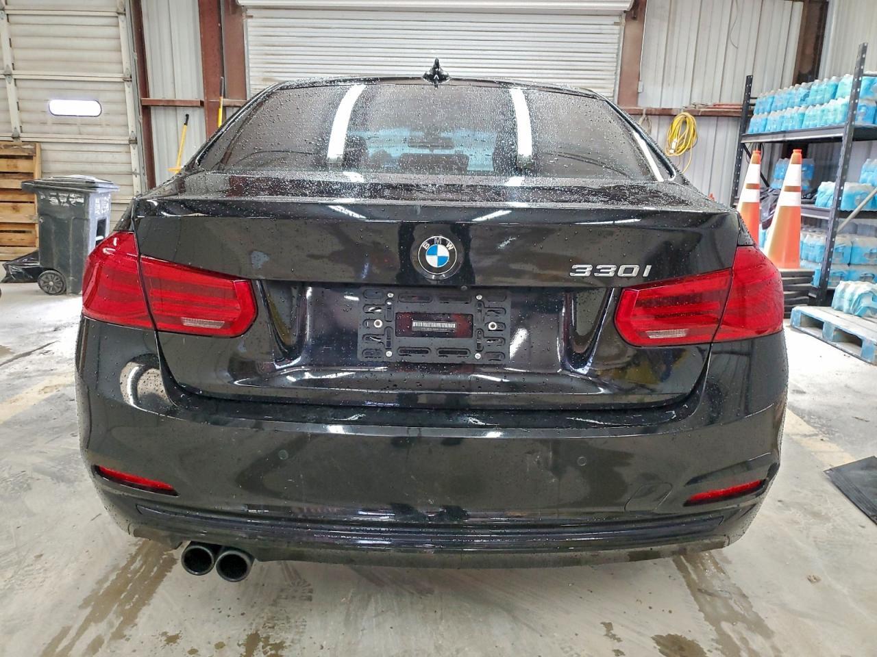 2017 BMW 330 i