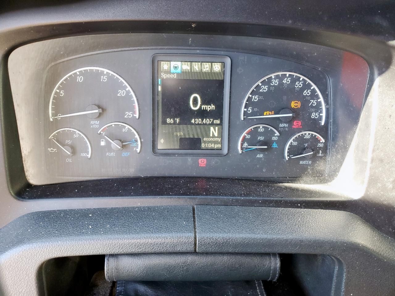 2023 Freightliner Cascadia 126 Semi Truck