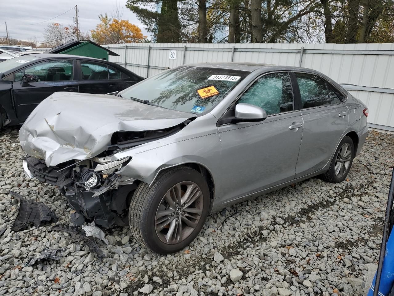 2016 Toyota Camry le