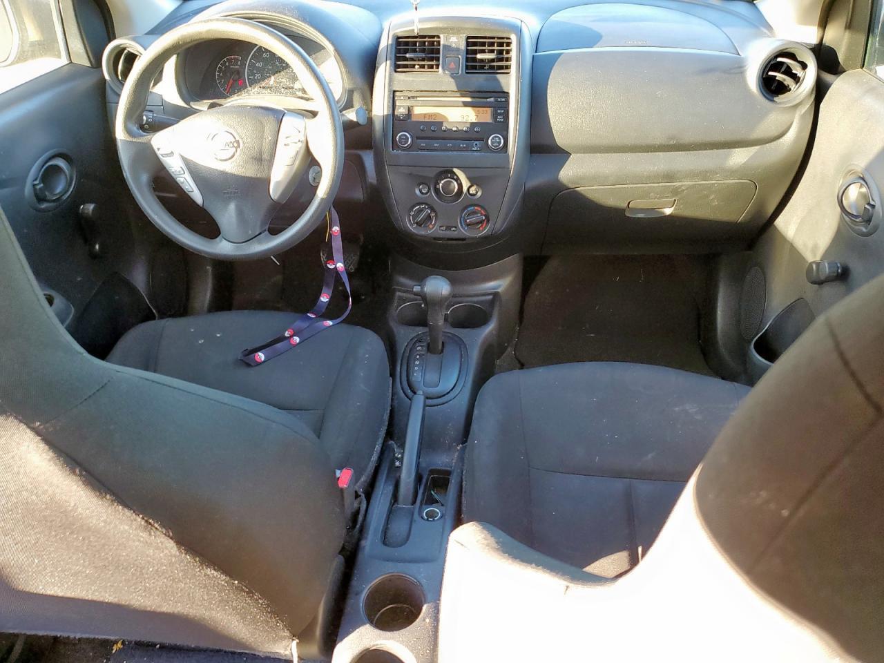 2016 Nissan Versa s