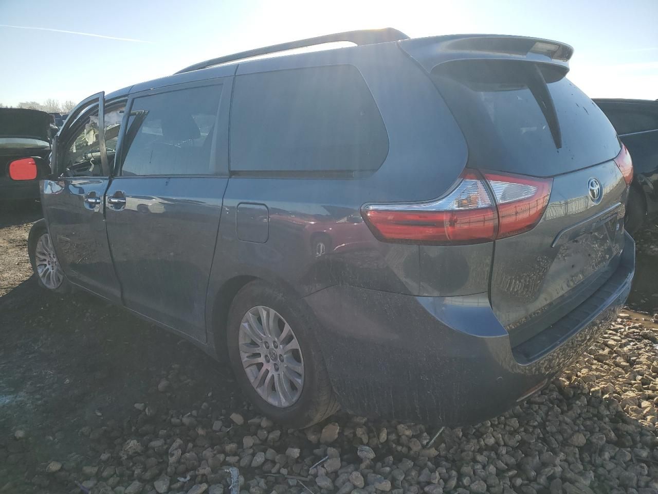 2015 Toyota Sienna xle