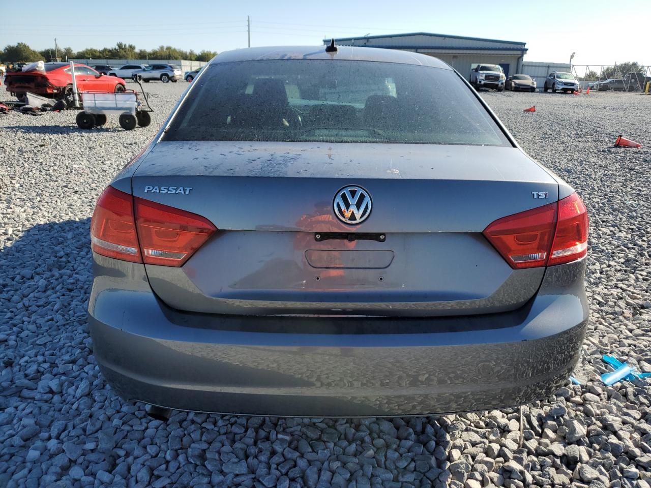 2015 Volkswagen Passat s