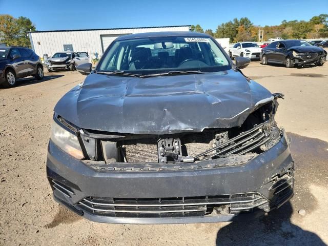 2018 Volkswagen Passat s