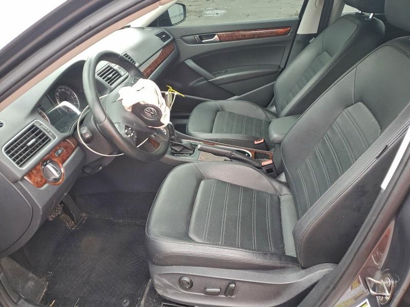 2013 Volkswagen Passat sel